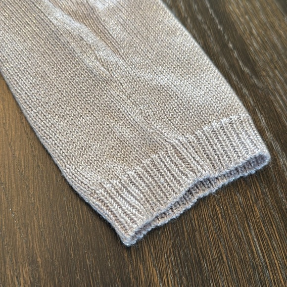 🟣 SOHO STREET NY&CO OPEN SHOULDER DREAM SWEATER SIZE MEDIUM - Picture 3 of 5